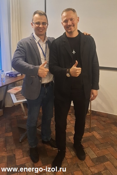 А мы сегодня вместе с @62apr учились у Константина Чикулаева на тренинге "Сложные переговоры: научный подход"